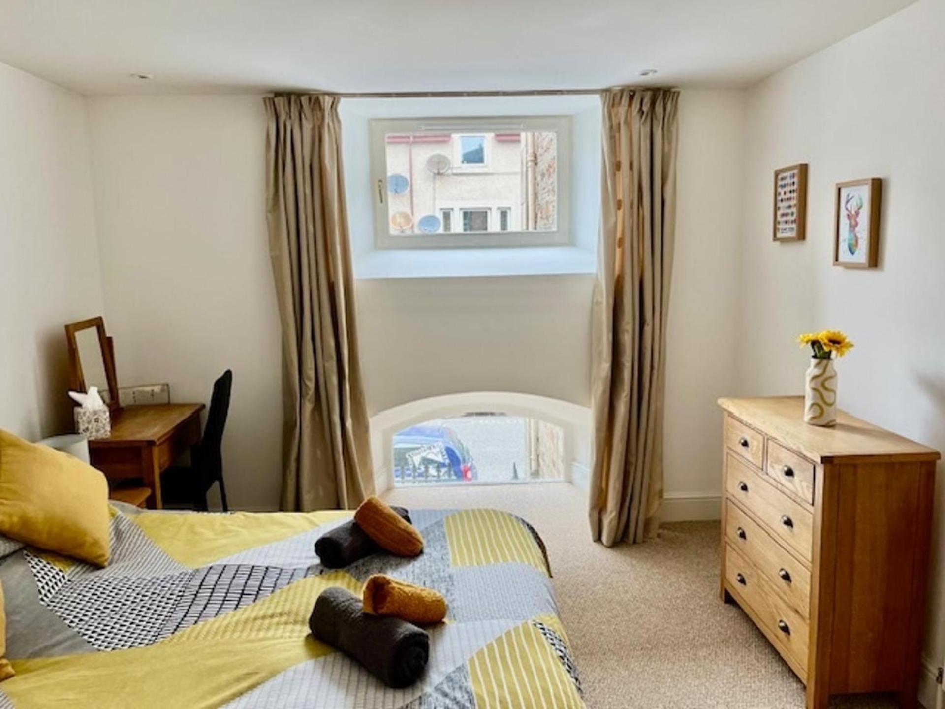 Stunning Spacious Apartment On River Ness Inverness Exterior foto