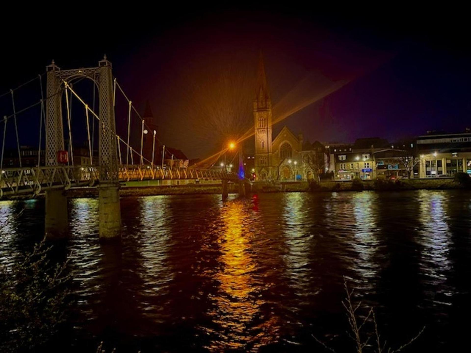 Stunning Spacious Apartment On River Ness Inverness Exterior foto